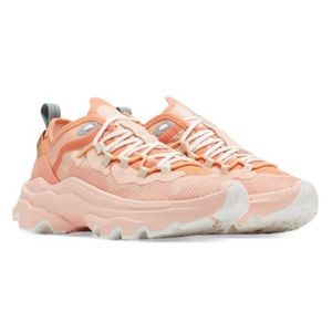 Paradiso Peach & Sea Salt Kinetic Breakthru sneakers- Women